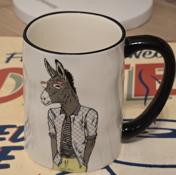 Signature large cup mug 17.5 oz fashion cool donkey new - Picture 3 of 4